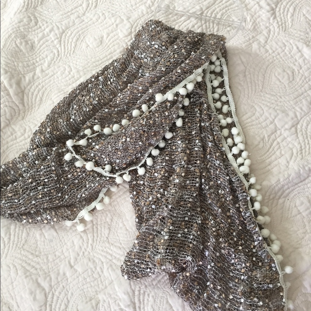 Glammy scarf